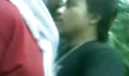 مرد نازک و دور و فیلم سکس خارجی جذاب برش زن جوانی چاق را با مشاعره بزرگ ، یک سخت پوستان روی تخت ، موهای خود را گرفت