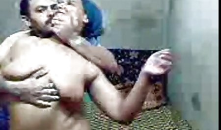 مردی با دانلود فیلم سکسی خارجی شهوانی یک بز ، در گربه الاغ ، با فشار دادن یک تلیسه به مبل با انتهایی بر روی صورت ، گرفتن گلو خود را
