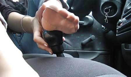 خدمتکار گودال مودار بیدمشک مودار خود فیلم سکسی زوری خارجی را به ارگاسم